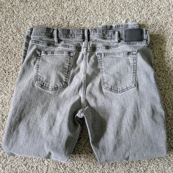 Abercrombie Athletic Slim Jeans - Picture 4 of 8